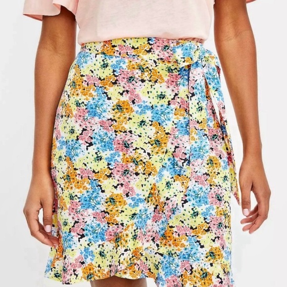 LOFT Dresses & Skirts - Ann Taylor LOFT | Yellow Pink Floral Faux Wrap Skirt Sz 4